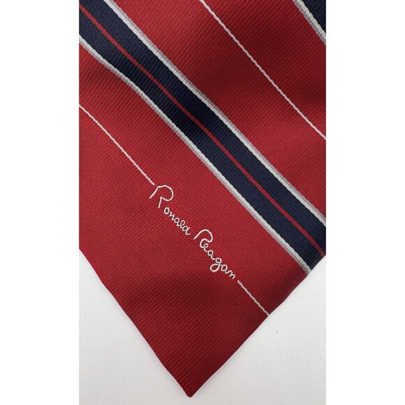 Ronald Reagan Necktie 100% Silk Signature Presidential Library Neck Tie Red Blue - Picture 6 of 8